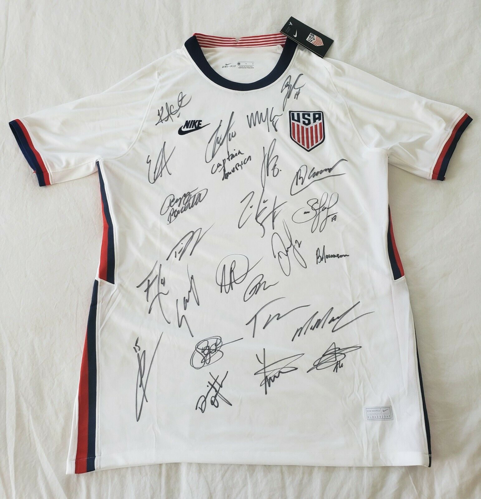 2021 Usa Men's Soccer Team Signed Soccer Jersey Proof Concacaf Nations Pulisic
