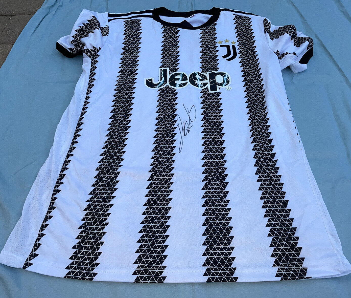 Angel Di Maria Signed Juventes Jersey With Proof