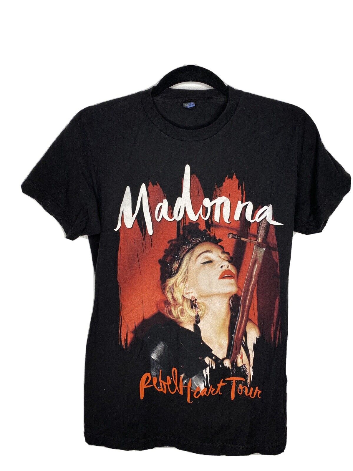 Madonna Rebel Heart Tour T-shirt Size Small Never Worn Rare